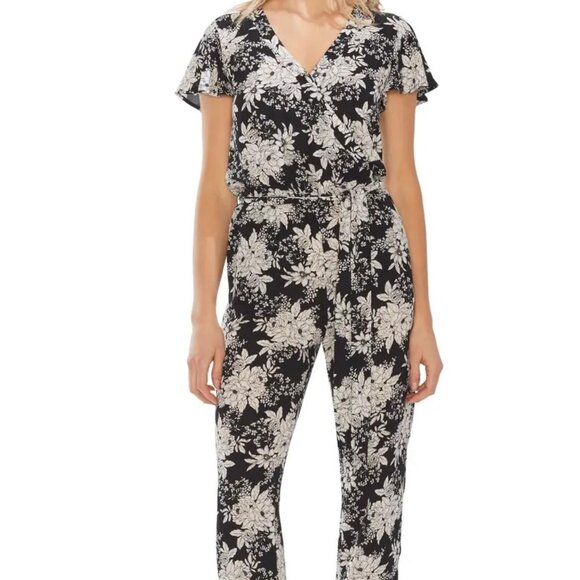 Vince Camuto Pants - Black and White Vince Camuto Floral Jumpsuit, pockets, size 6